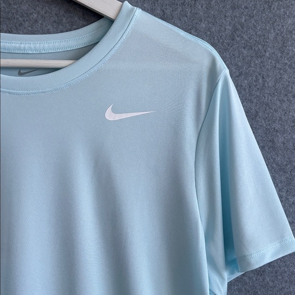 NWT Nike Dri-Fit Womens Training Top L Sky Blue - Picture 2 of 12